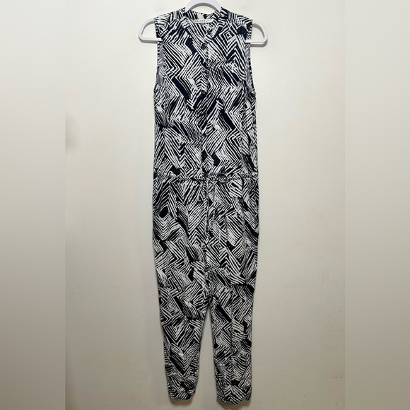 Trina Turk Zandra Woodblock Graphic Sleeveless Jumpsuit - Picture 2 of 11